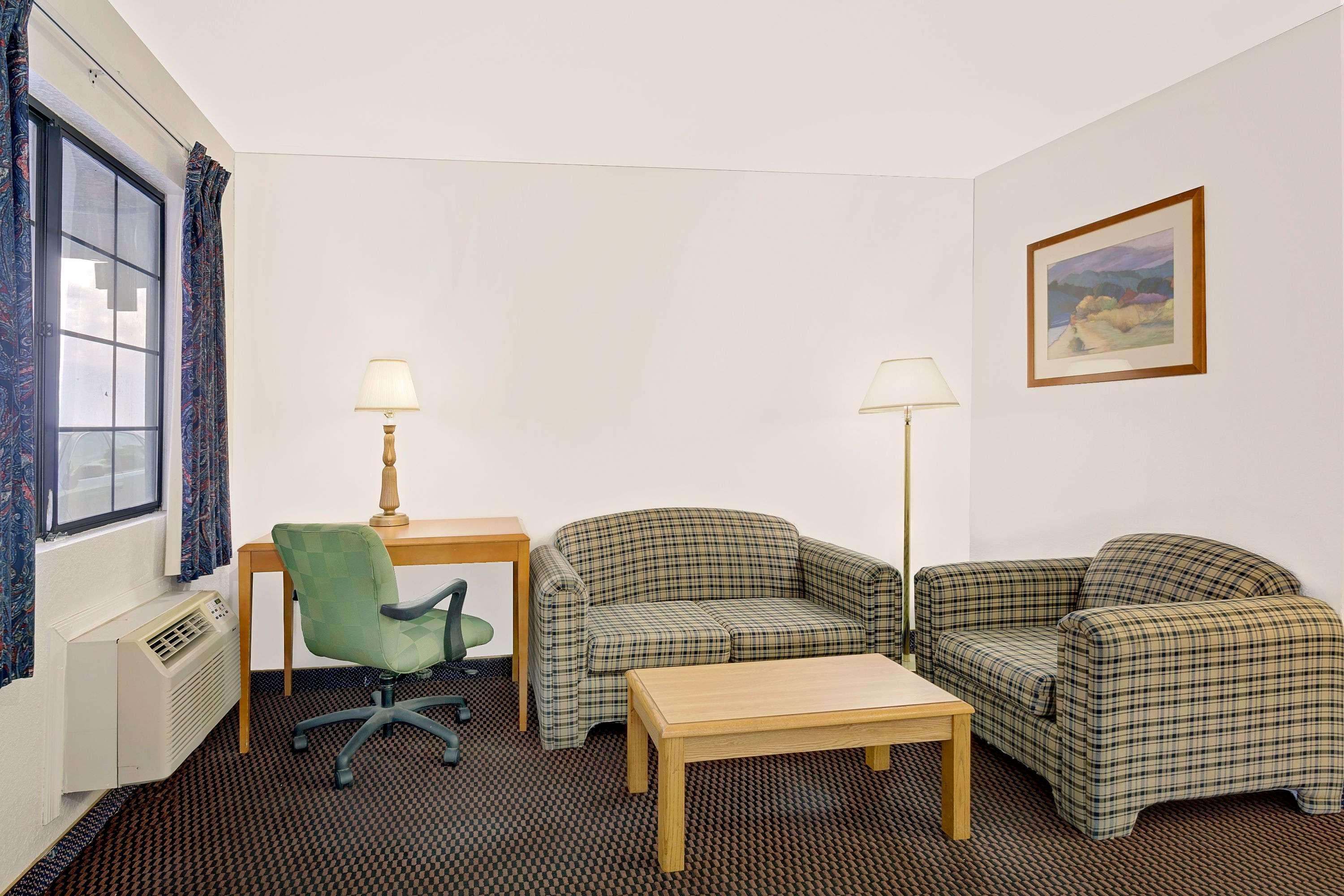 Days Inn & Suites By Wyndham Needles Εξωτερικό φωτογραφία