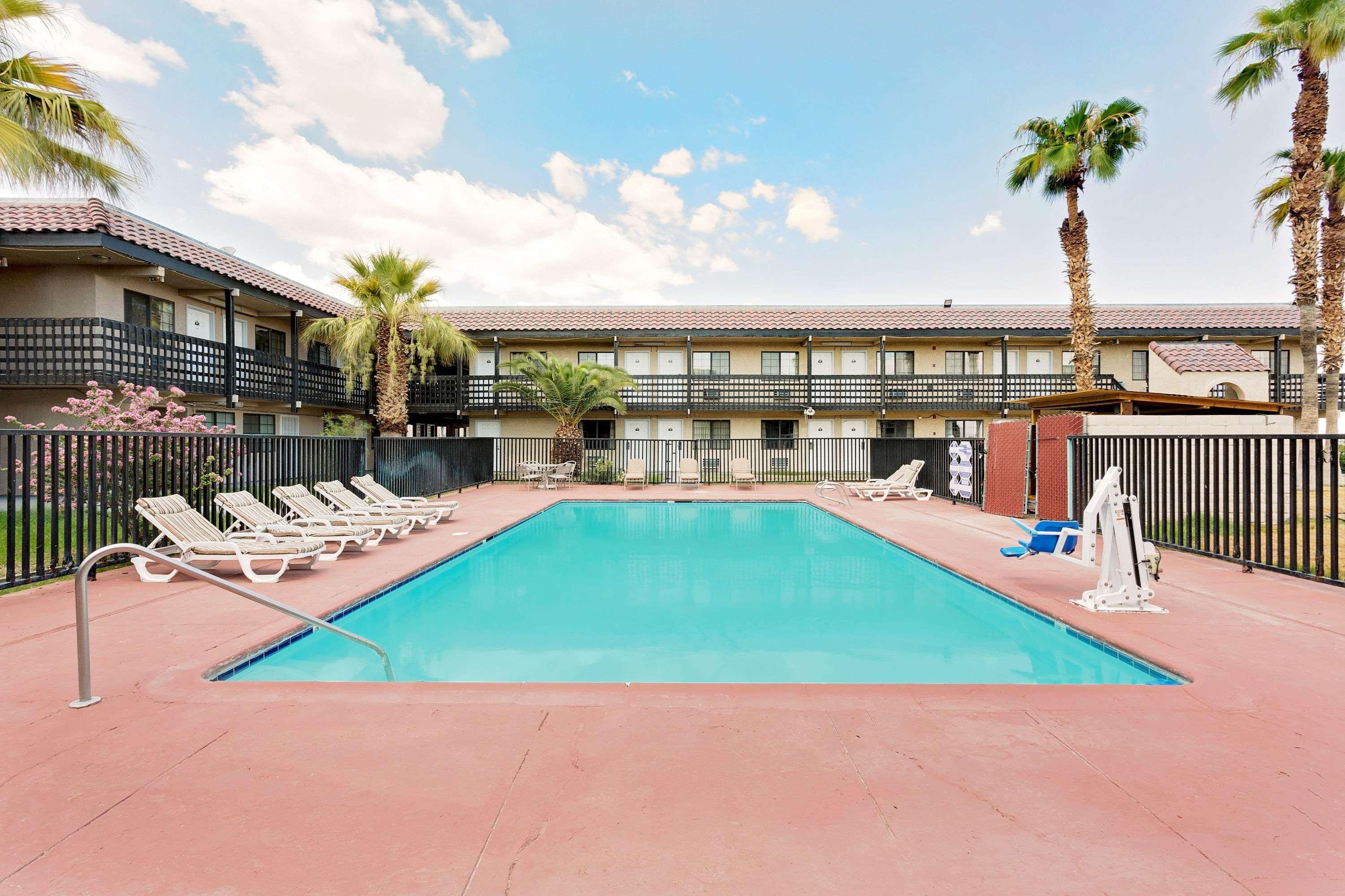 Days Inn & Suites By Wyndham Needles Εξωτερικό φωτογραφία