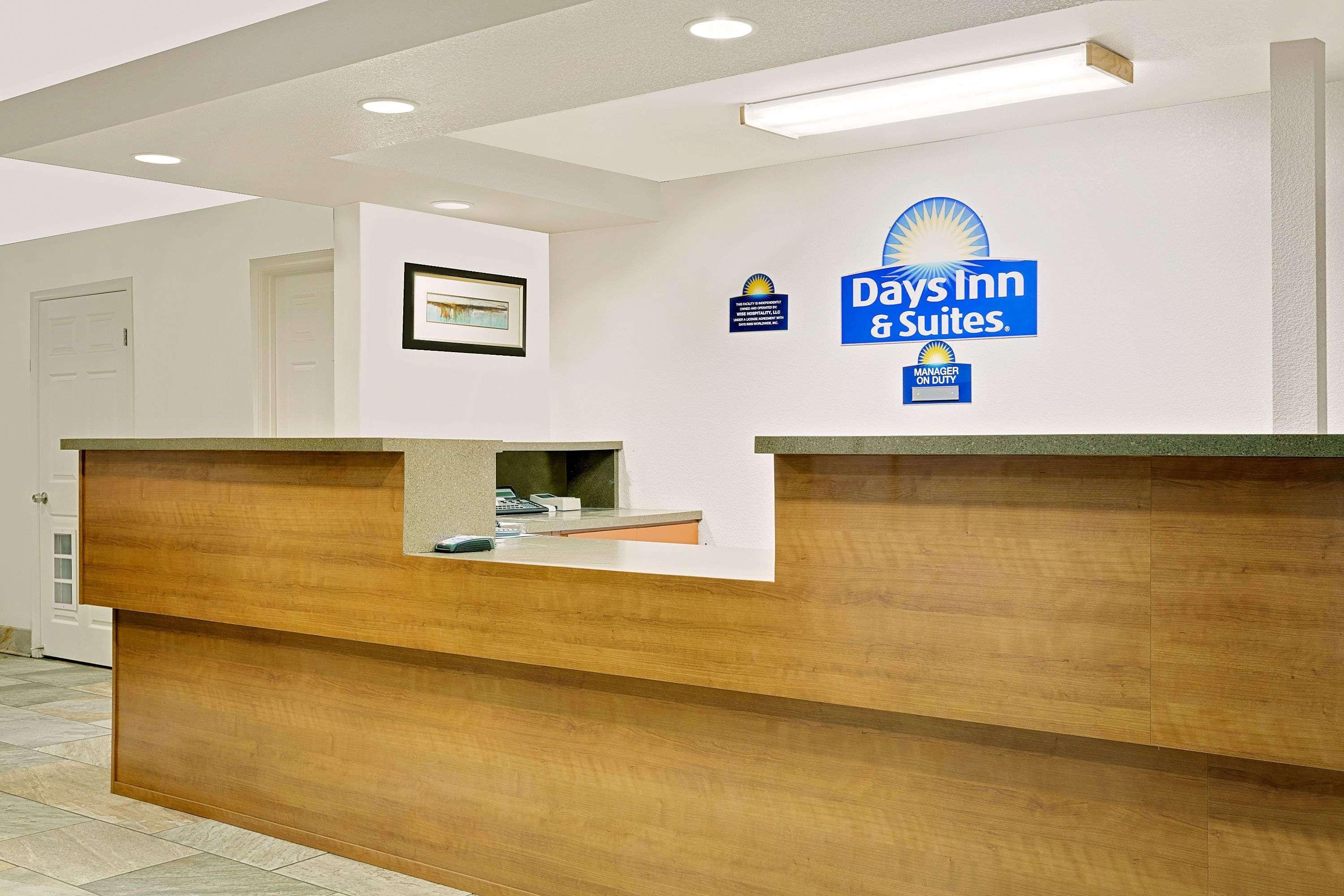 Days Inn & Suites By Wyndham Needles Εξωτερικό φωτογραφία