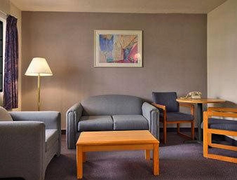Days Inn & Suites By Wyndham Needles Δωμάτιο φωτογραφία