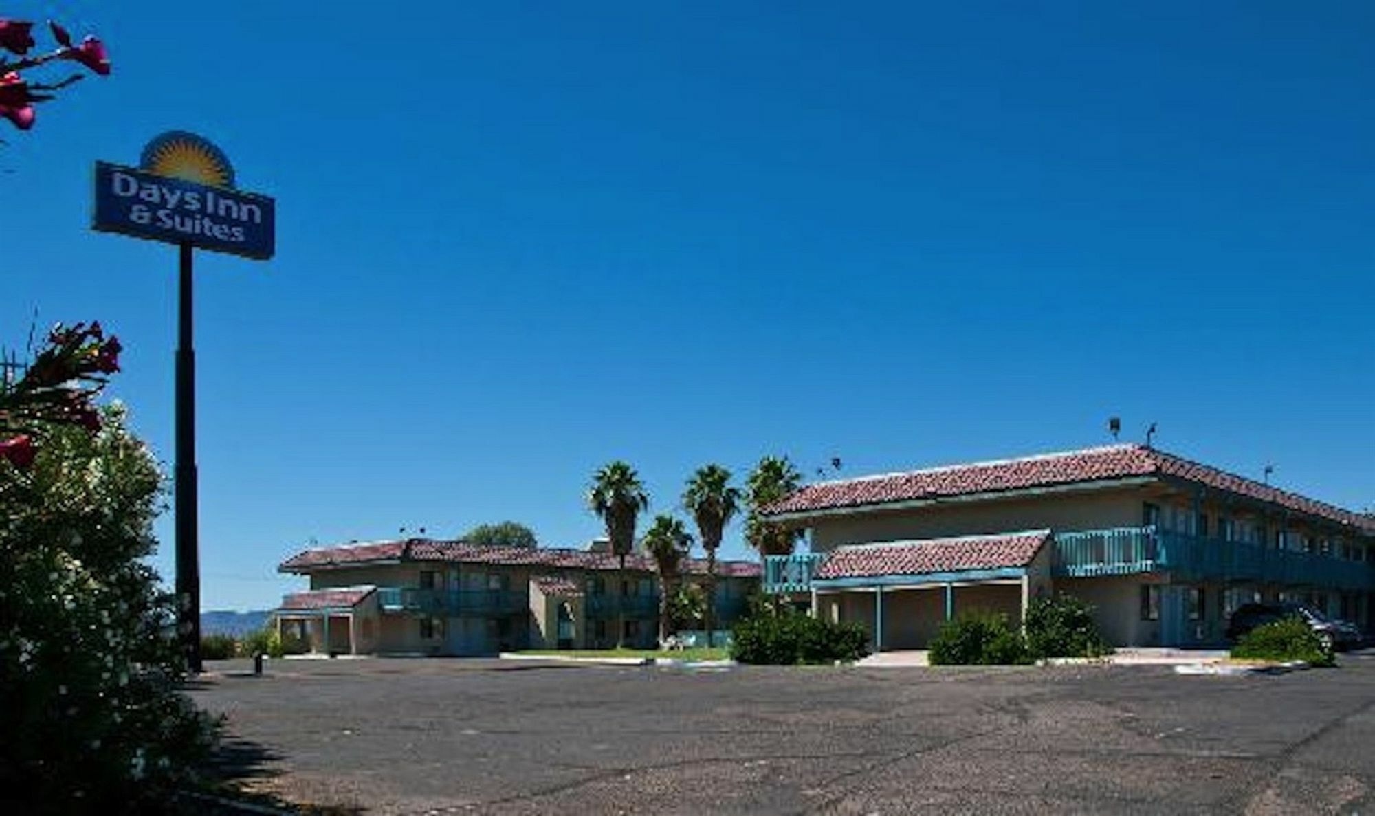 Days Inn & Suites By Wyndham Needles Εξωτερικό φωτογραφία