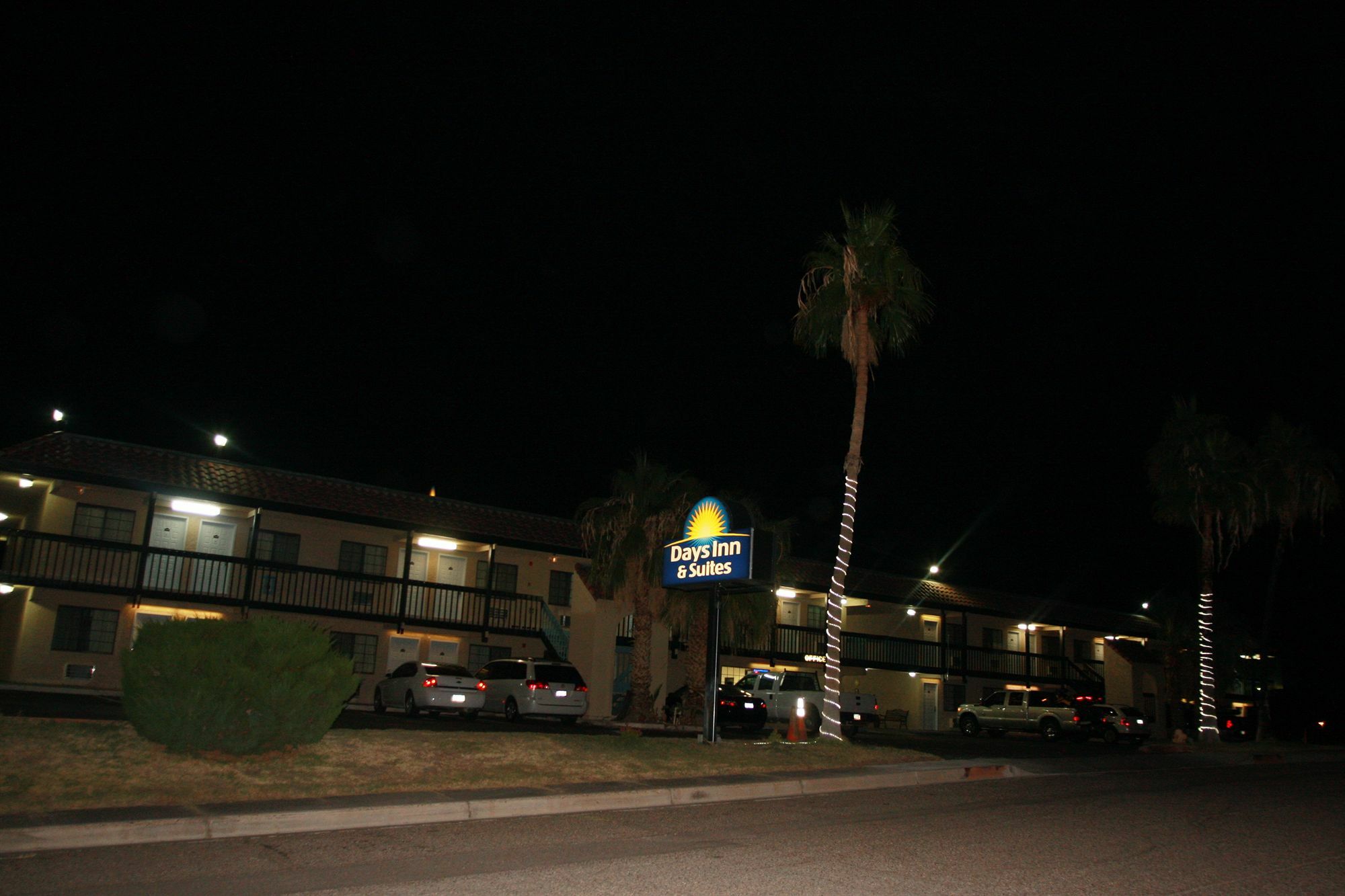 Days Inn & Suites By Wyndham Needles Εξωτερικό φωτογραφία